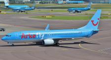 Arkefly B737-8FH/W, PH-TFA. In a sea of blue
